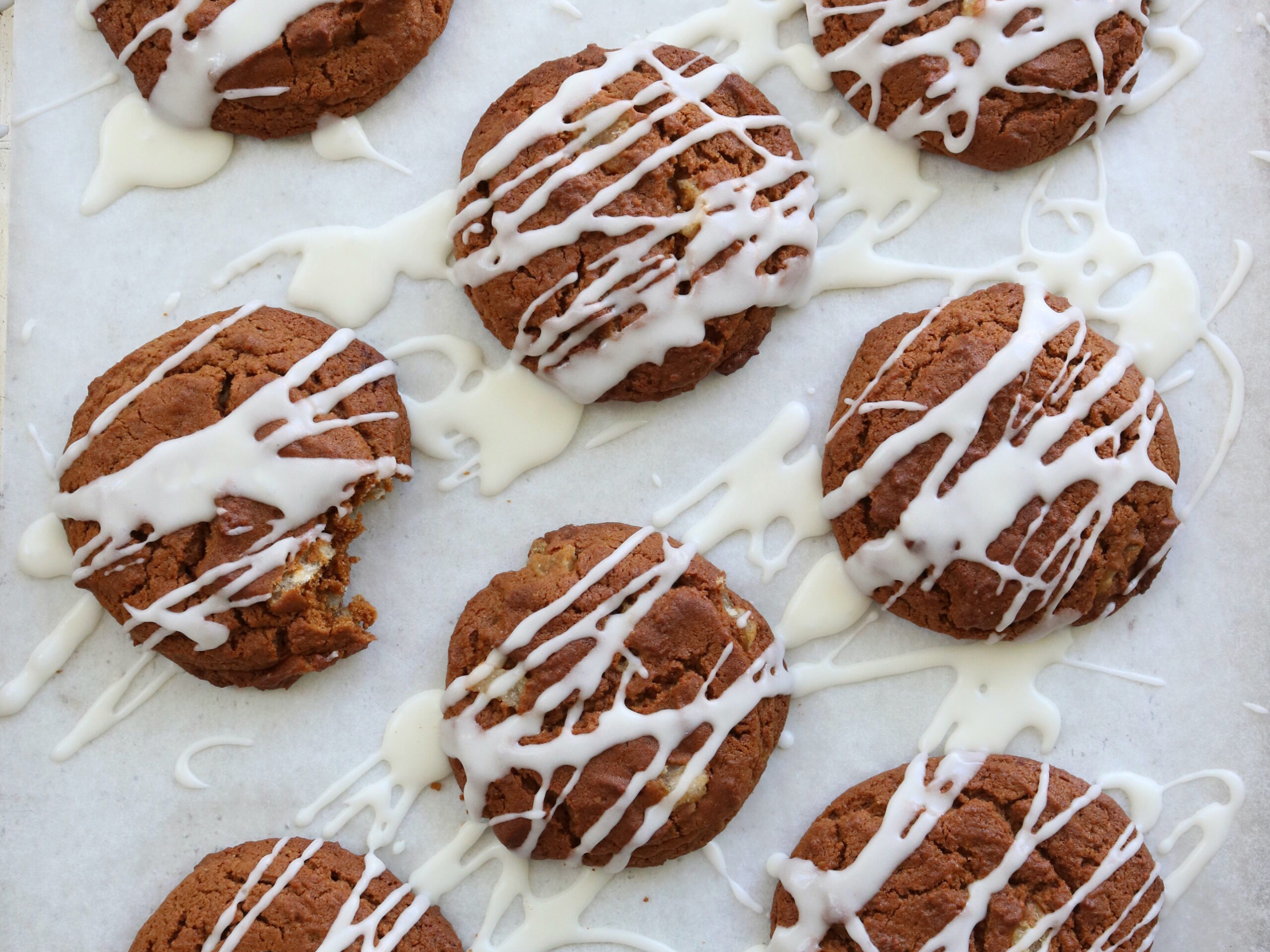 Soft Ginger Molasses Cookies - Community Natural Foods